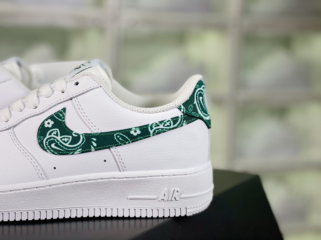 Nike Air Force 1 Low ’07″White/Blue Paisley” Sport sandals插图5