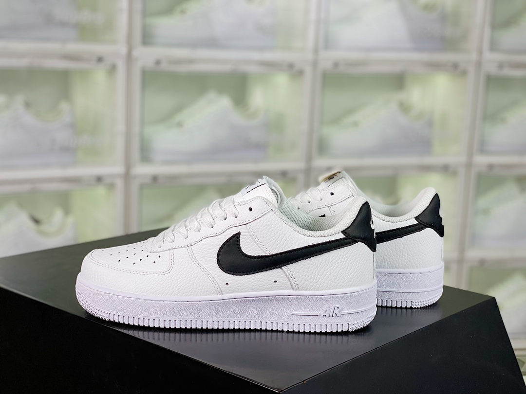 Nike Air Force 1’07 Low”Black/White” style code:CT2302-100插图1