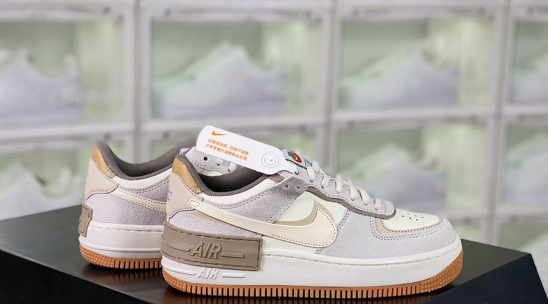 Nike WMNS Air Force 1 Shadow”Fog Gray/Ivory/White/Purple缩略图 Nike WMNS Air Force 1 Shadow”Fog Gray/Ivory/White/Purple缩略图