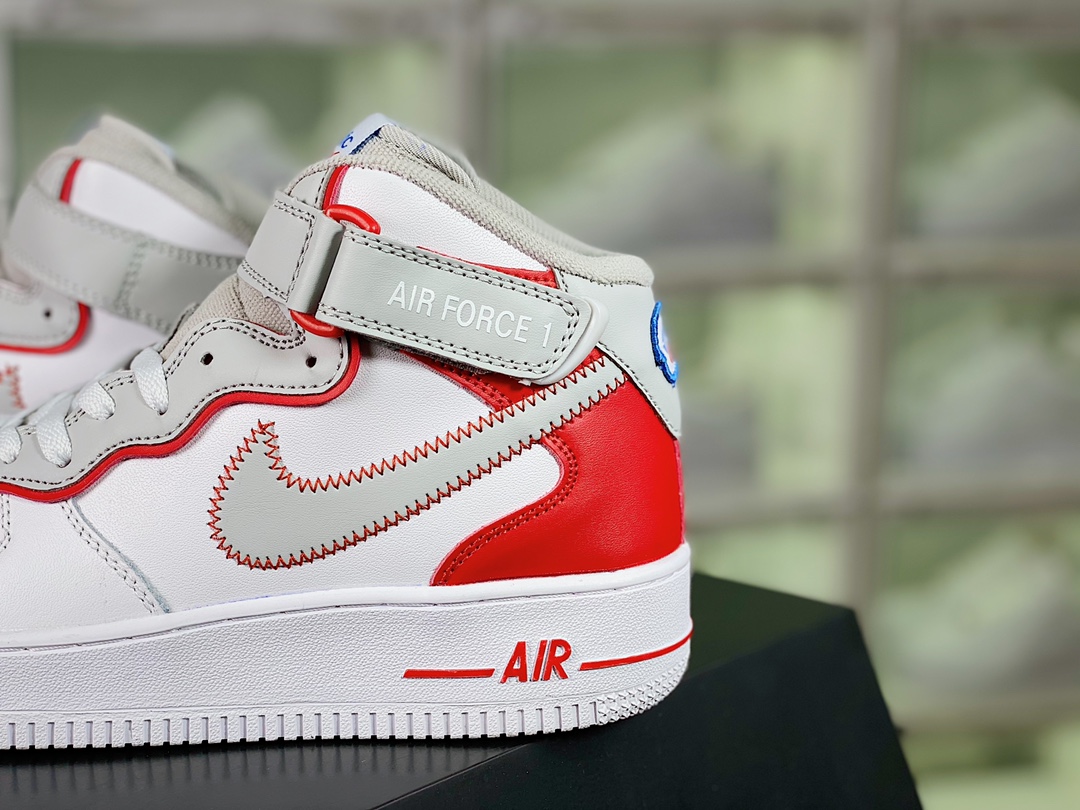 Nike Air Force 1’07 QS “air force one classic sneaker” grey white red“插图5