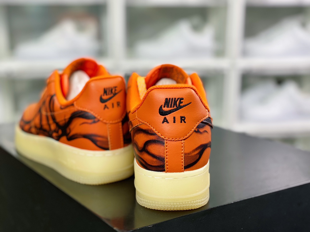 Halloween restricted color Nike Air Force 1 Low ’07 “Brilliant Orange”插图2