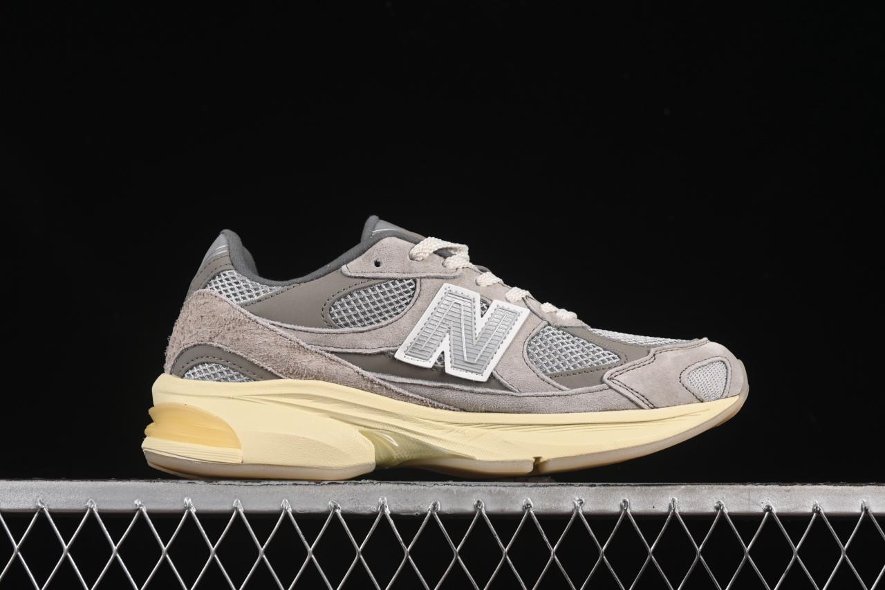 Kith x New Balance 2010 Retro Running Shoes – U2010GD – Breathable Suede插图1