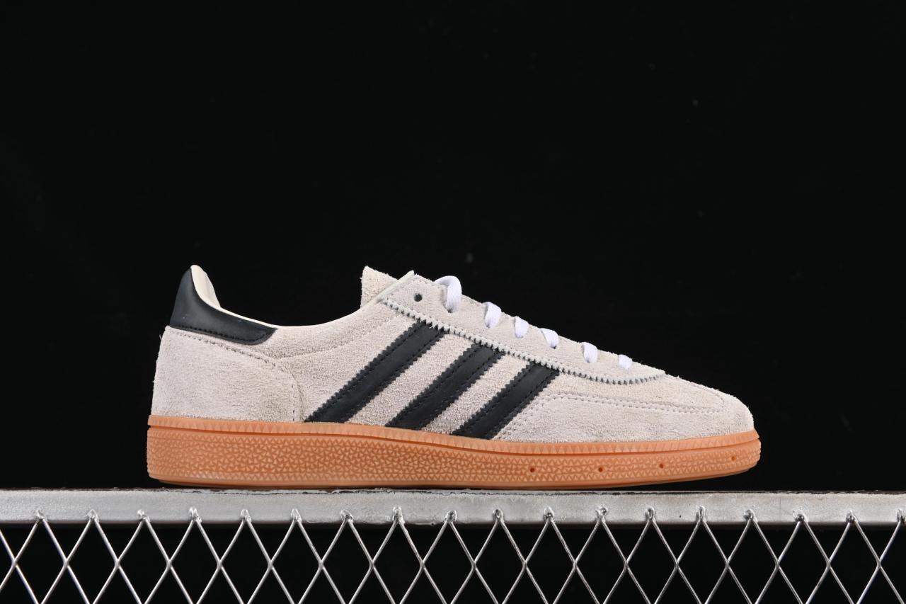Adidas Handball Spezial IF6562: Retro Board Shoes with Anti-Fur & Durable Sole插图1