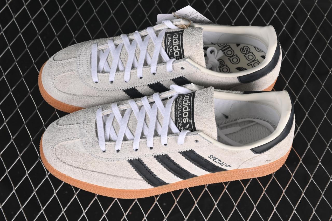 Adidas Handball Spezial IF6562: Retro Board Shoes with Anti-Fur & Durable Sole插图3