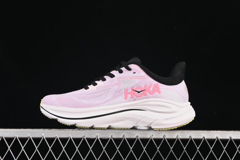 HOKA CLIFTON 10 ENGINEERED MESH RUNNING SHOES: LIGHTWEIGHT ERGONOMIC CUSHIONING缩略图
