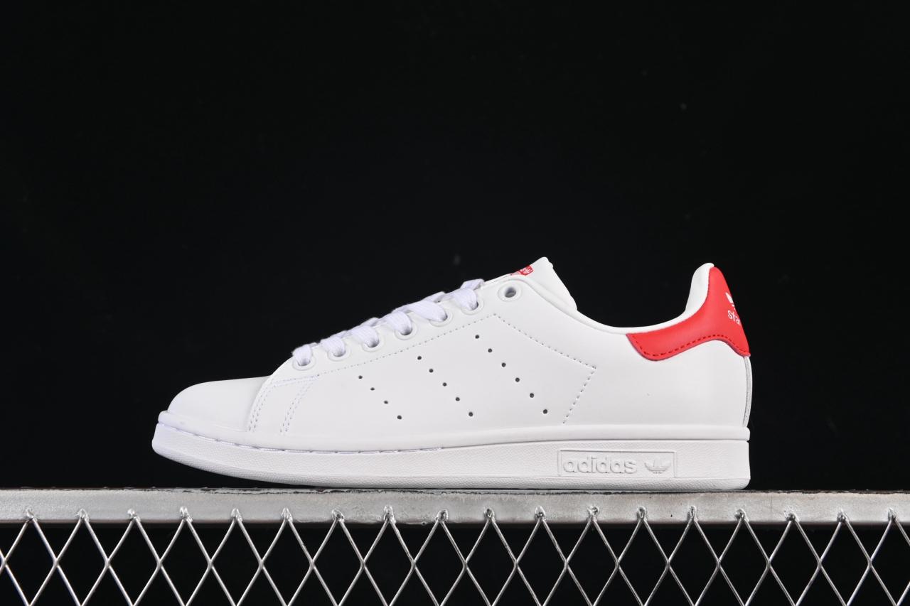 ADIDAS STAN SMITH M20326: EVERGREEN CLASSIC SNEAKERS WITH PREMIUM LEATHER