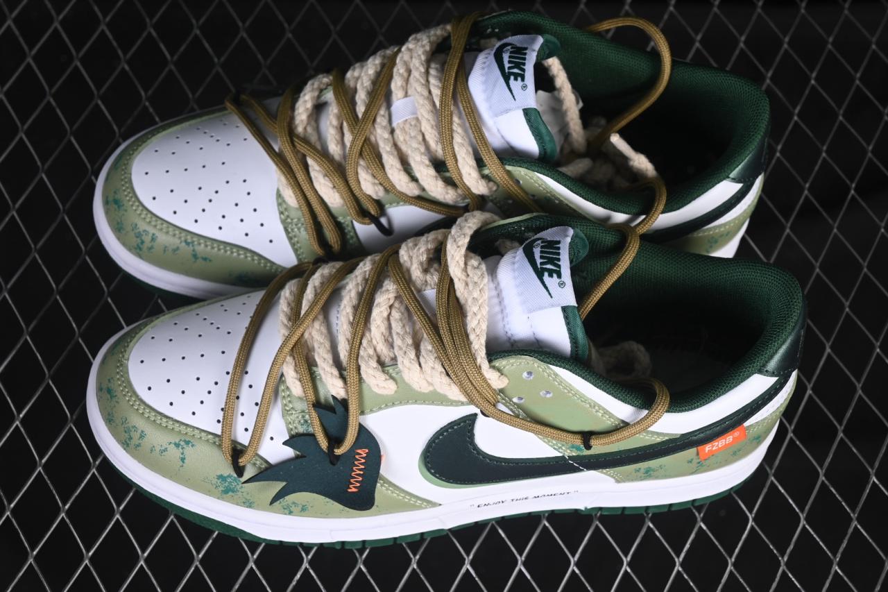 Nike SB Dunk Low DD1391-100: Strap-Enhanced White/Green Skate Shoes插图3