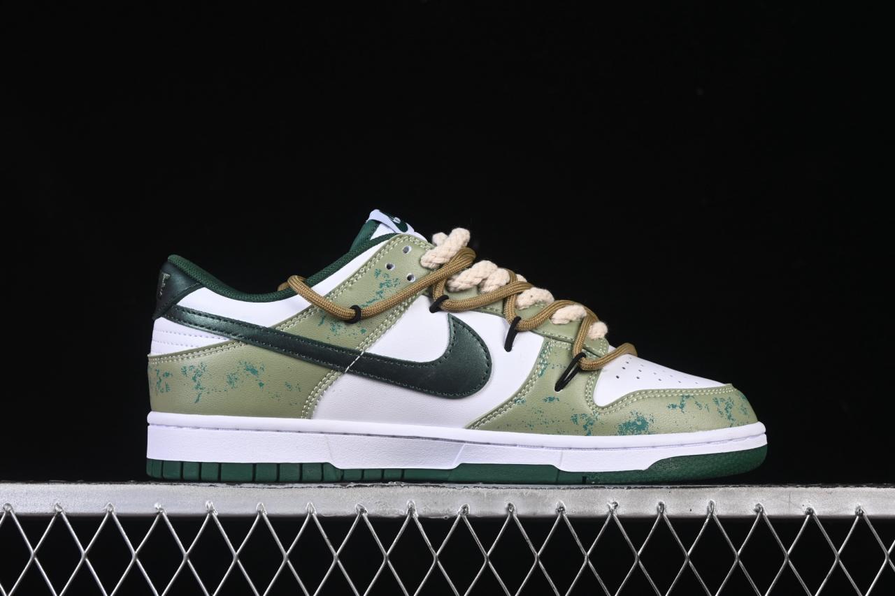Nike SB Dunk Low DD1391-100: Strap-Enhanced White/Green Skate Shoes插图1