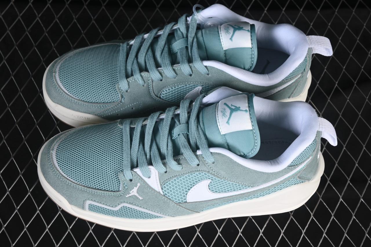 Air Jordan CMFT Era HJ6778-002: Retro Style Basketball-Inspired Sneakers插图3
