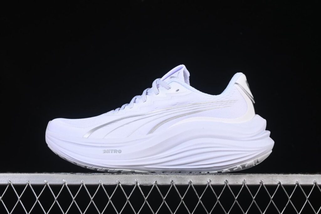 Puma MagMax Nitro 310088-04: Comfortable Anti-Slip Daily Running Shoes