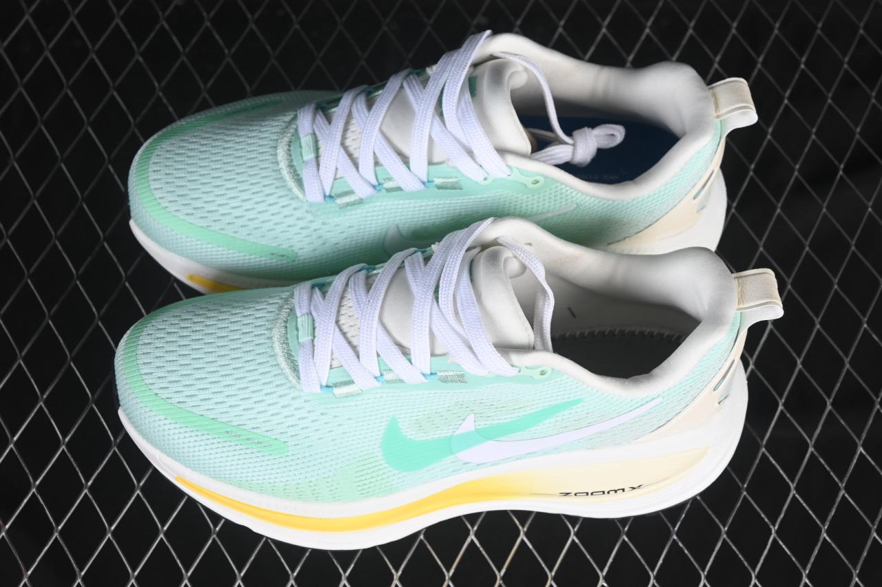 Nike Air Zoom Vomero 18 IH7349-331: Premium Cushioned Running Shoes with Zoom Air插图3