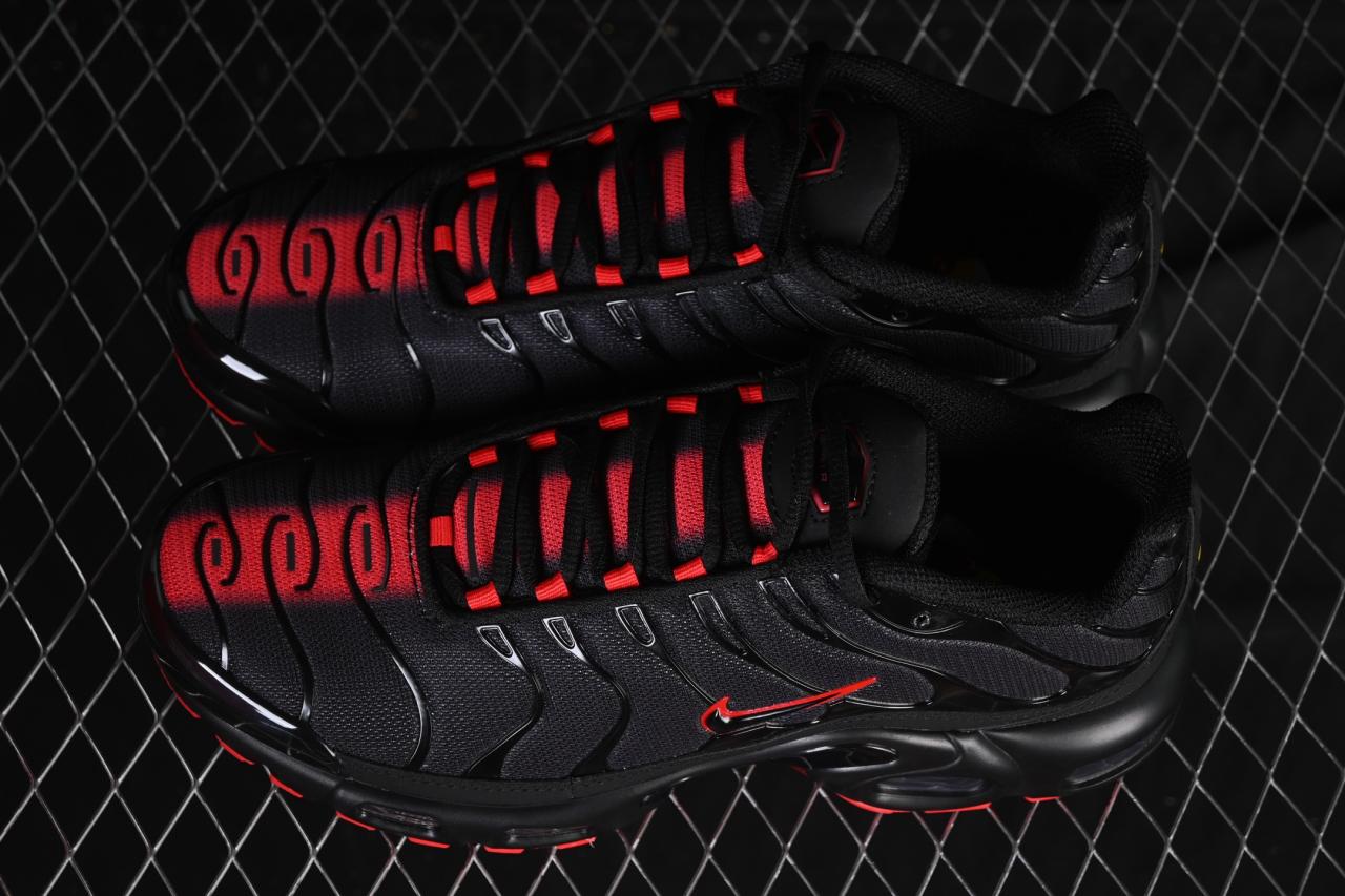 Max Version Nike Air Max Plus IM4868-010 – Premium Retro Running Shoes with Air Cushioning插图3