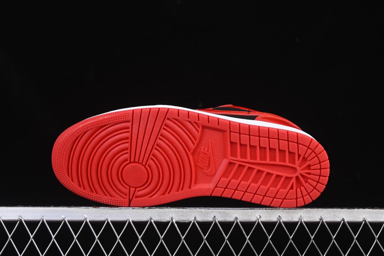 Air Jordan 1 Low HV4089-006 – Stylish Black Red Patent Leather Sneakers for Everyday Wear插图2