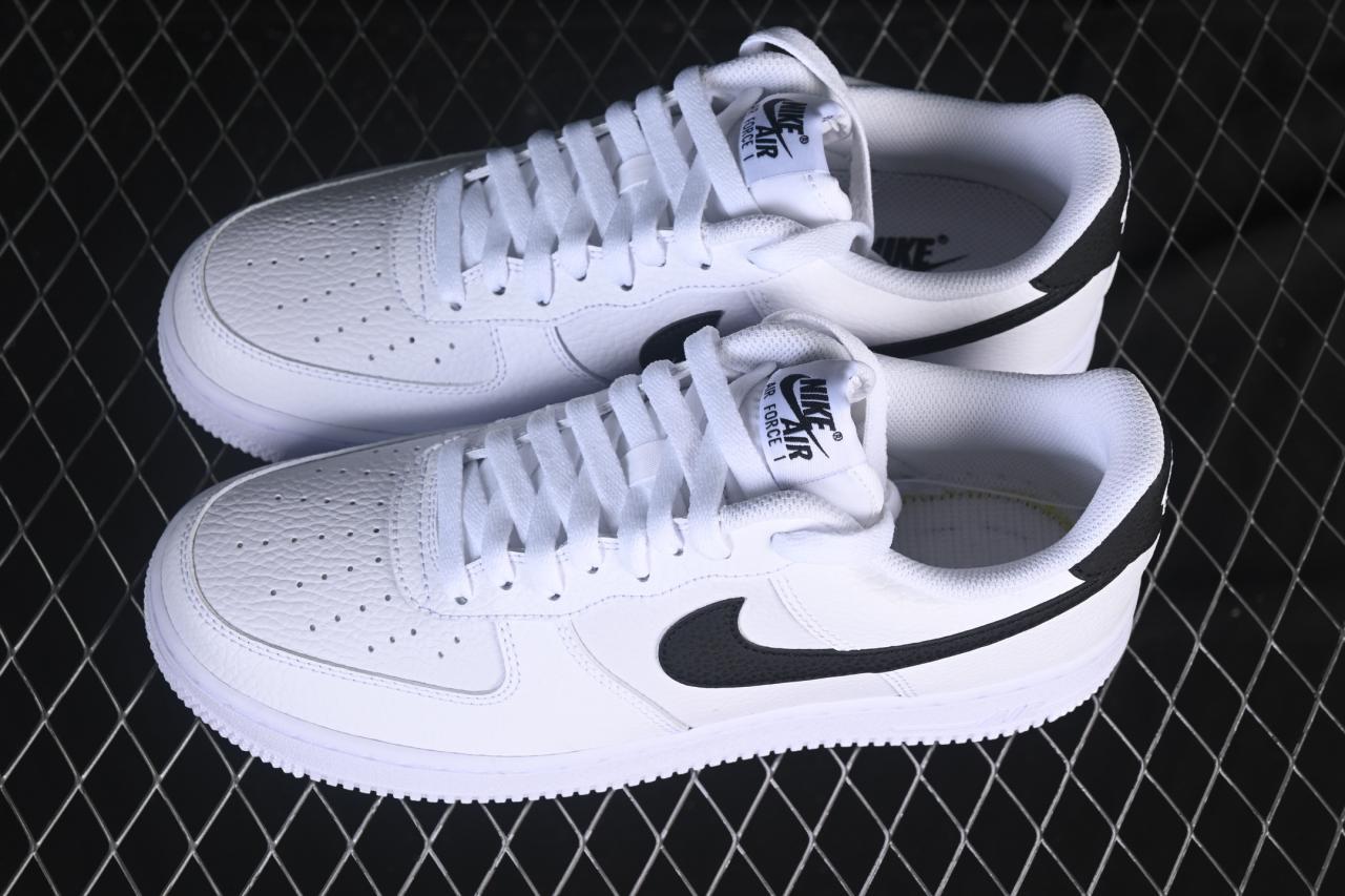 Nike Air Force 1 ’07 Low CT2302-100 – Premium White Leather Sneaker with True-to-Size Fit插图3