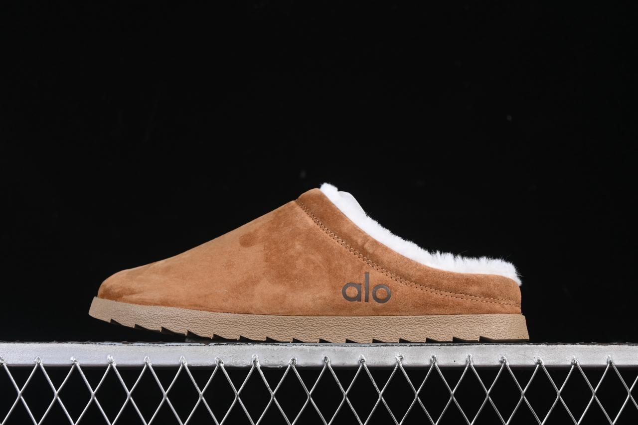 Alo Recovery Slipper in Chestnut – Cozy, Slip-On Fleece-Insulated Footwear for Fall & Winter