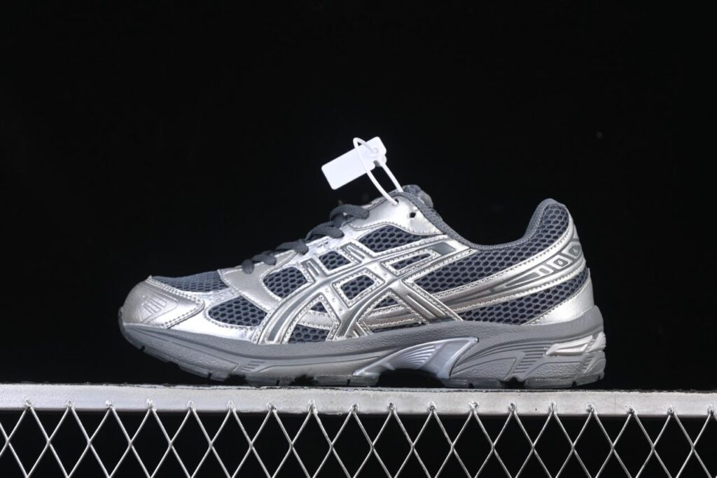ASICS Tiger GEL-1130 Sneakers – Retro Style Meets Comfort for Everyday Wear缩略图 ASICS Tiger GEL-1130 Sneakers – Retro Style Meets Comfort for Everyday Wear