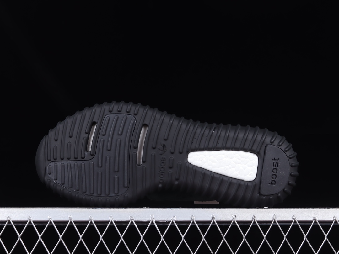 Adidas Yeezy Boost 350 Basf BB5350: OG Primeknit Shoes with Original Boost Comfort插图2