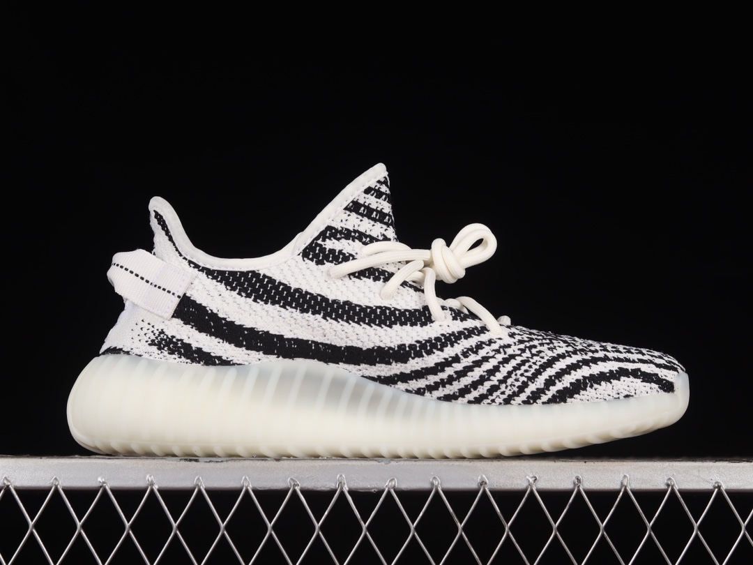 Adidas Yeezy 350 V2 White Zebra CP9654: BASF Boost Comfort Knit Sneakers插图1