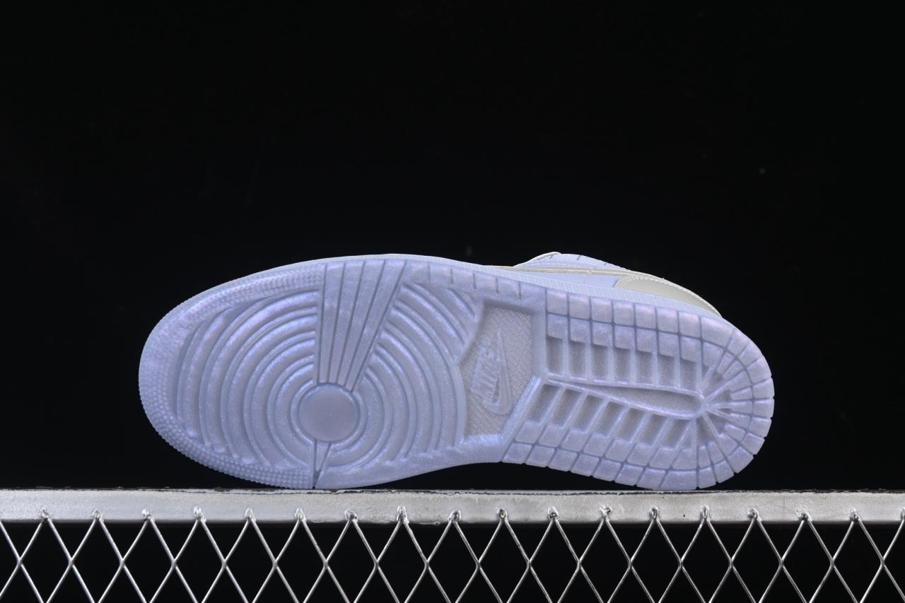 Air Jordan 1 Low Plaid Royal Blue IM5129-010: Classic Low-Top Lifestyle Sneakers插图2