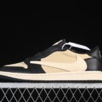Travis Scott x Air Jordan 1 Low OG DM7866-201: Reverse Swoosh Premium Sneakers缩略图